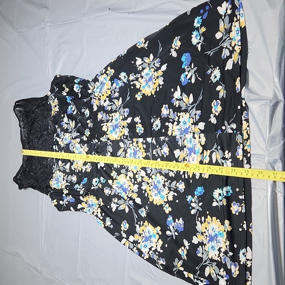 Costa Blanca Dress - Picture 5 of 8